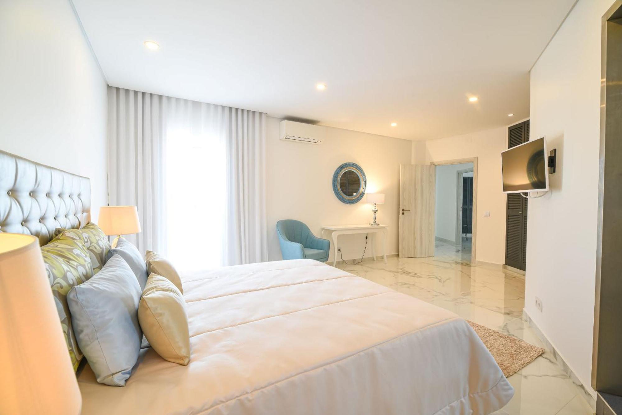 The Penthouse In Praia Da Rocha Портиман Экстерьер фото