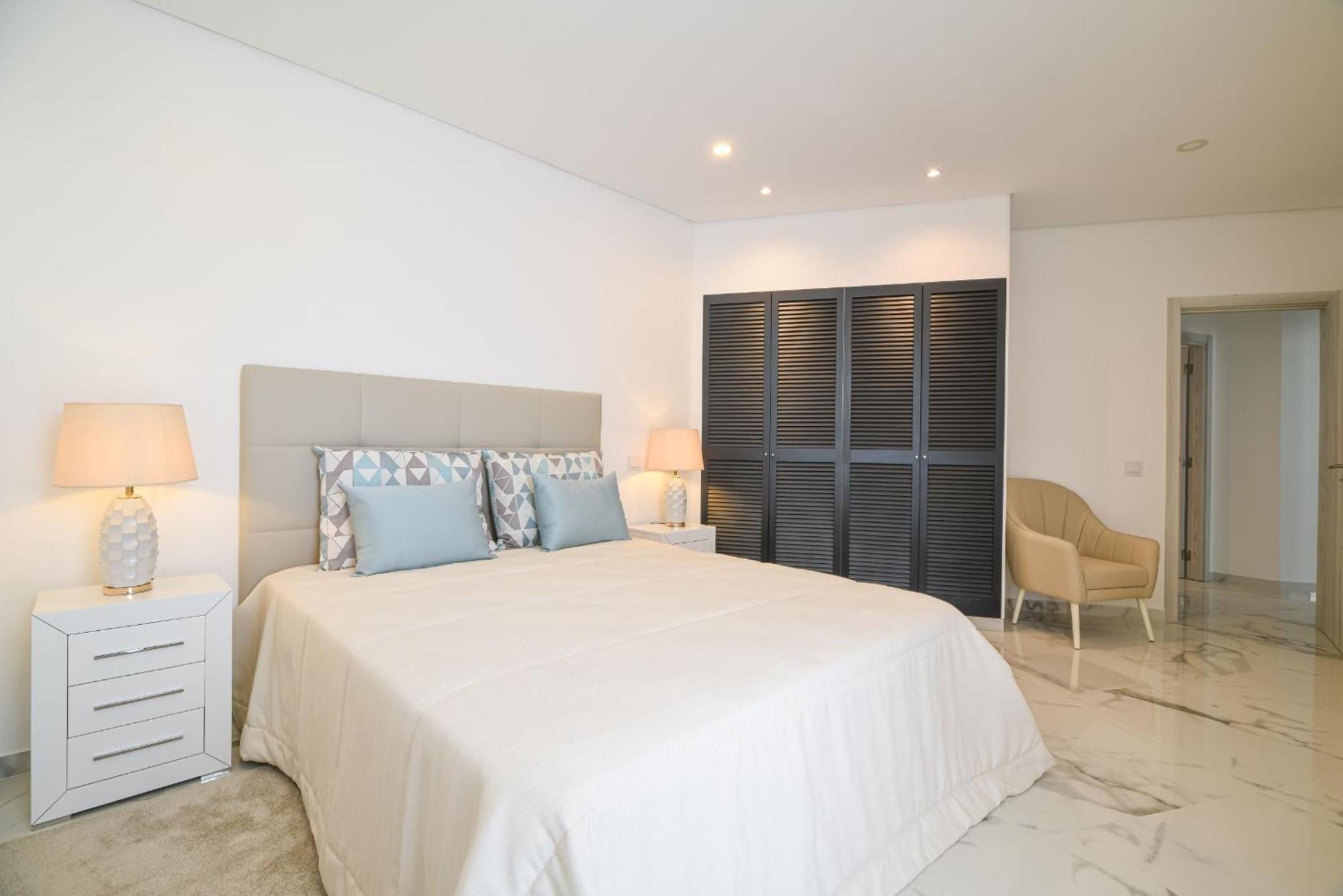 The Penthouse In Praia Da Rocha Портиман Экстерьер фото