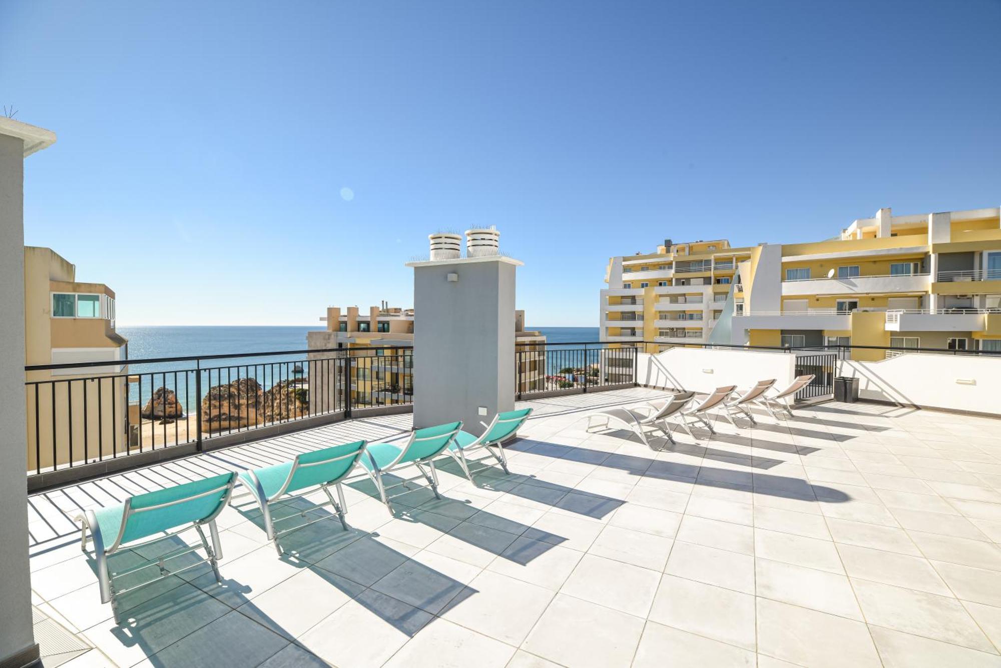 The Penthouse In Praia Da Rocha Портиман Экстерьер фото